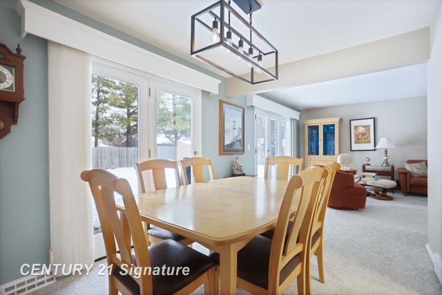 400 Mayflower Drive, Saginaw Twp, MI 48638