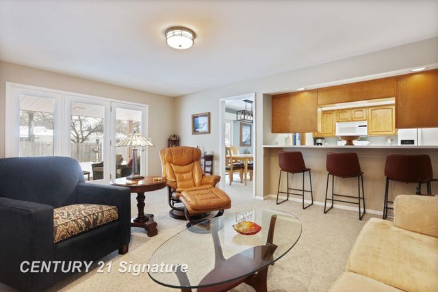 400 Mayflower Drive, Saginaw Twp, MI 48638