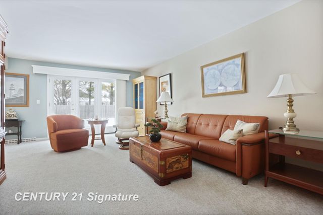 400 Mayflower Drive, Saginaw Twp, MI 48638