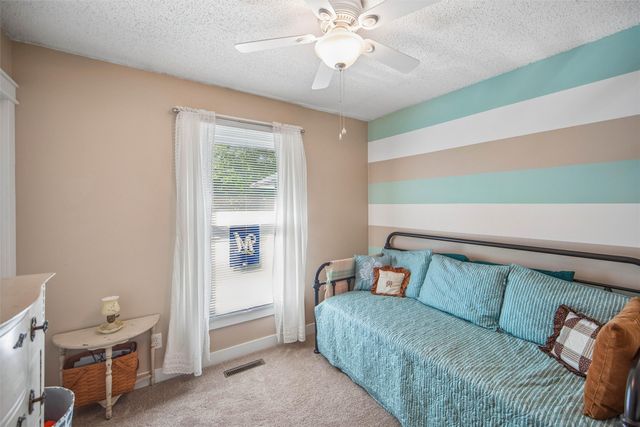 911 Mesa Verde Place, Ames, IA 50014