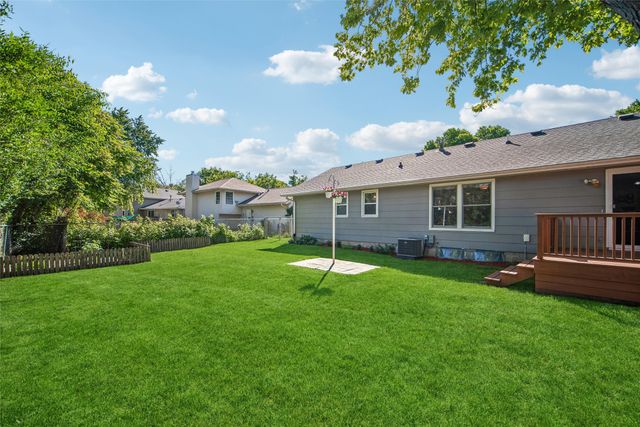 911 Mesa Verde Place, Ames, IA 50014