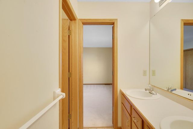 9032 McGuffey Road, Eden Prairie, MN 55347