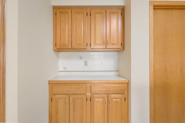 9032 McGuffey Road, Eden Prairie, MN 55347