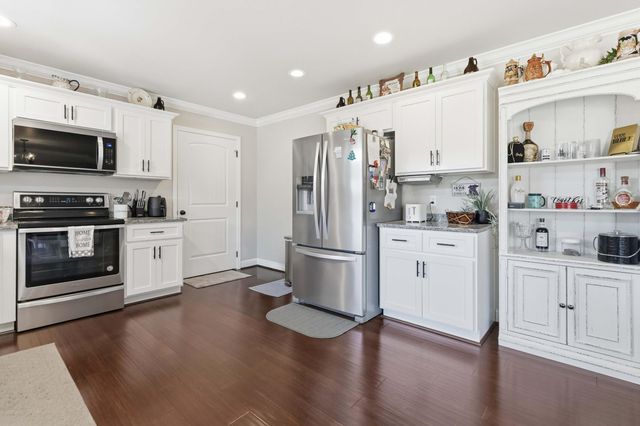 517 Whisper Woods Drive, Somerset, KY 42503