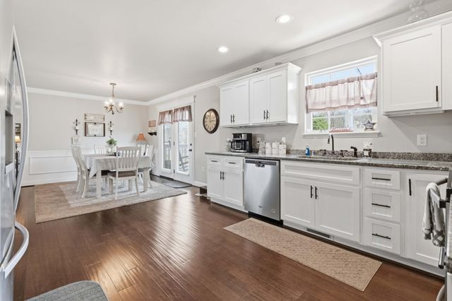 517 Whisper Woods Drive, Somerset, KY 42503