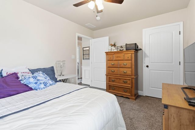 517 Whisper Woods Drive, Somerset, KY 42503