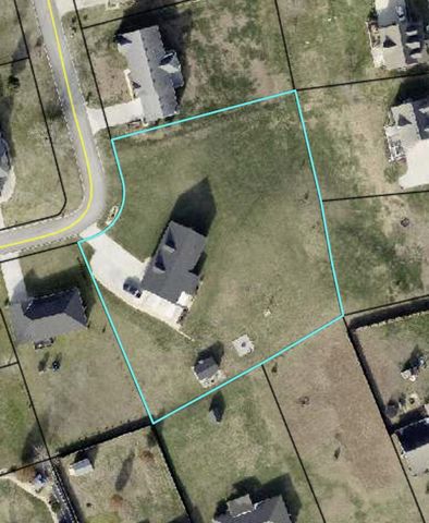 517 Whisper Woods Drive, Somerset, KY 42503