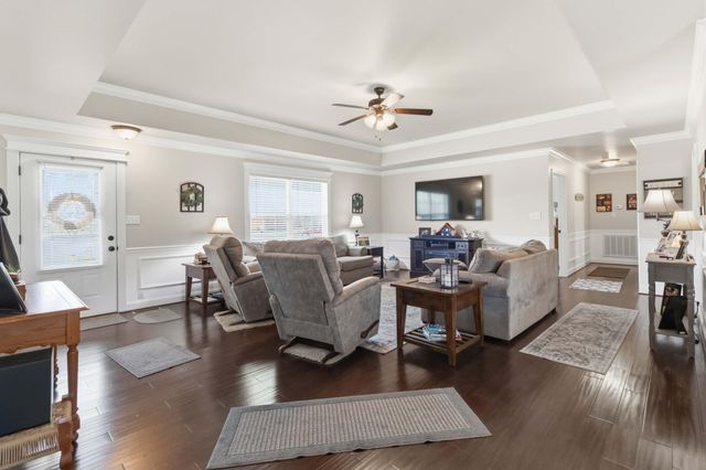 517 Whisper Woods Drive, Somerset, KY 42503