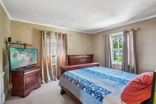 330 Primrose St, Haverhill, MA 01830