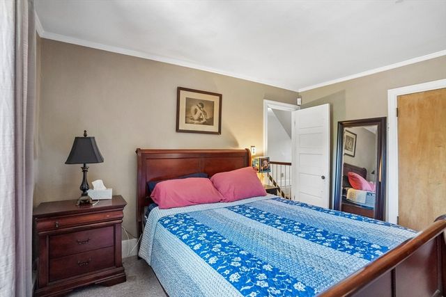 330 Primrose St, Haverhill, MA 01830