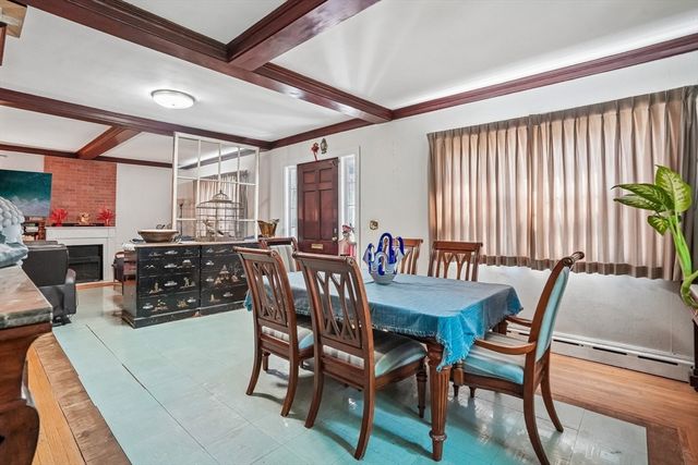 330 Primrose St, Haverhill, MA 01830
