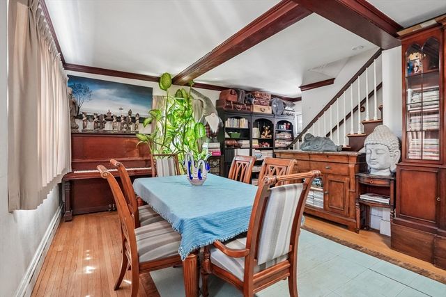 330 Primrose St, Haverhill, MA 01830