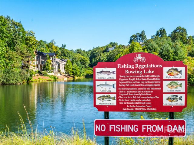 158 Narrows Run Loop, Hendersonville, NC 28791