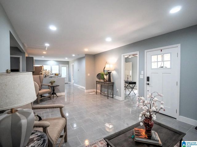 901 46TH STREET ENSLEY, Birmingham, AL 35208