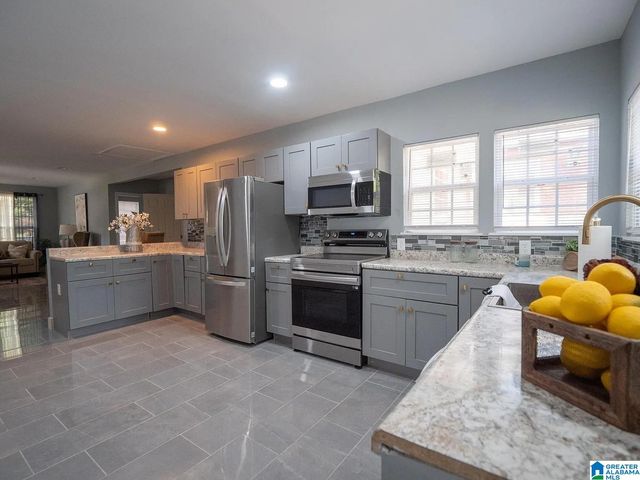 901 46TH STREET ENSLEY, Birmingham, AL 35208