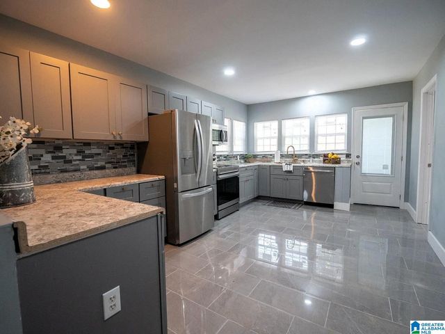 901 46TH STREET ENSLEY, Birmingham, AL 35208