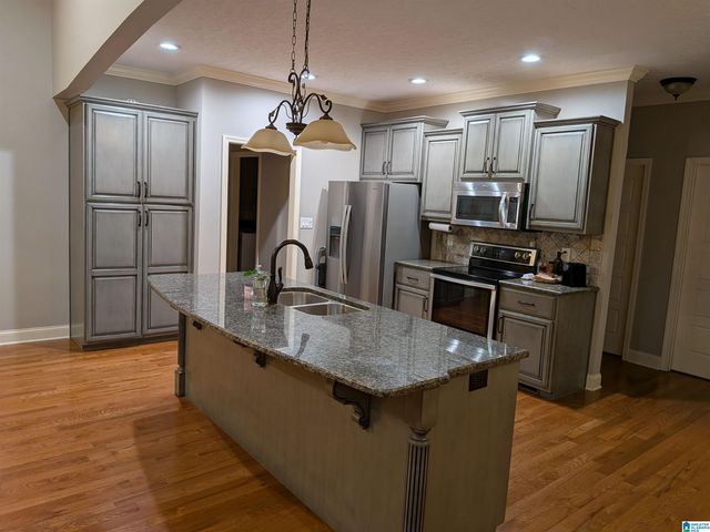 203 LAUREL WOOD DRIVE, Rainbow City, AL 35906