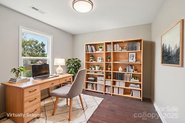 17 White Avenue, Asheville, NC 28803