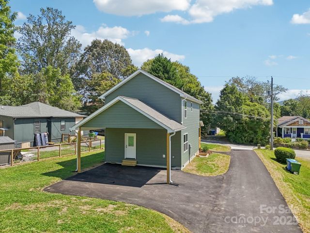 17 White Avenue, Asheville, NC 28803