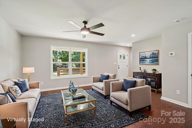 17 White Avenue, Asheville, NC 28803