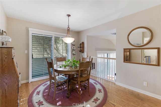 5757 Owensmouth Avenue 20, Woodland Hills, CA 91367