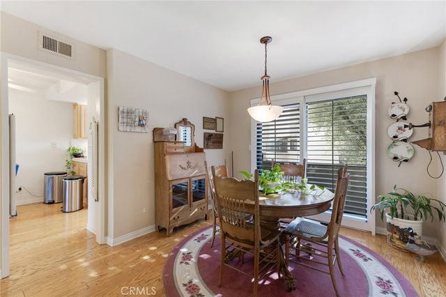 5757 Owensmouth Avenue 20, Woodland Hills, CA 91367