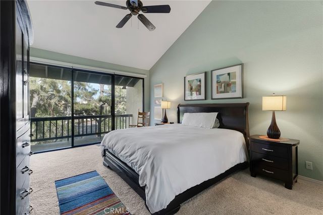 5757 Owensmouth Avenue 20, Woodland Hills, CA 91367