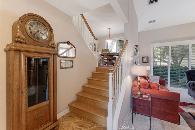 5757 Owensmouth Avenue 20, Woodland Hills, CA 91367