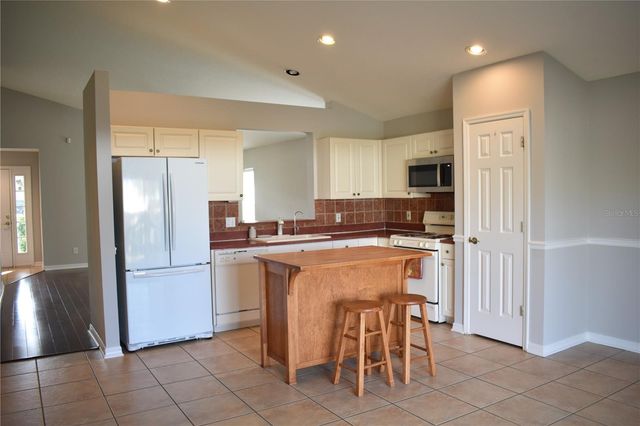 2132 BRANDON PARK CIRCLE, Brandon, FL 33510