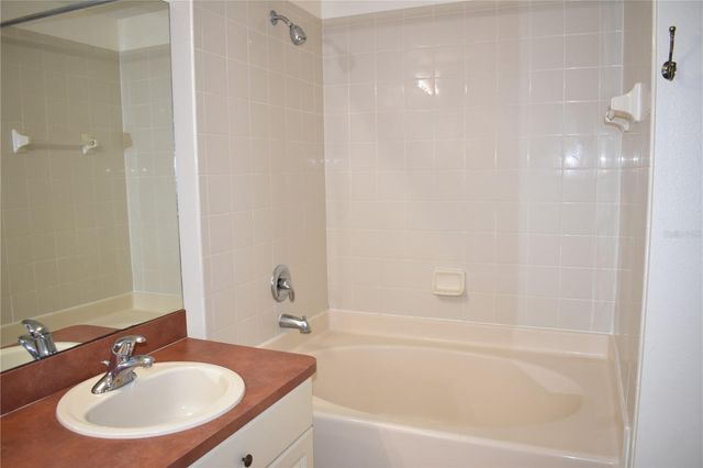 2132 BRANDON PARK CIRCLE, Brandon, FL 33510