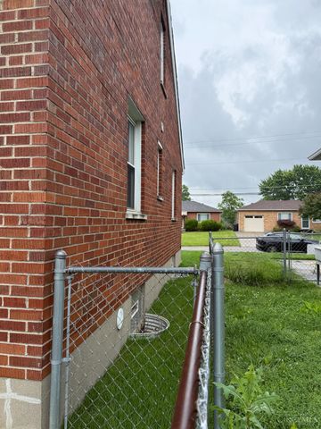 173 West Crest Drive, Reading, OH 45215