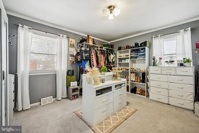 205 AVON RD, Cherry Hill, NJ 08034