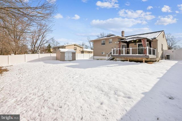 205 AVON RD, Cherry Hill, NJ 08034