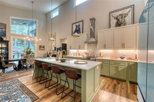6824 Mountain Laurel Road, Hiawassee, GA 30546