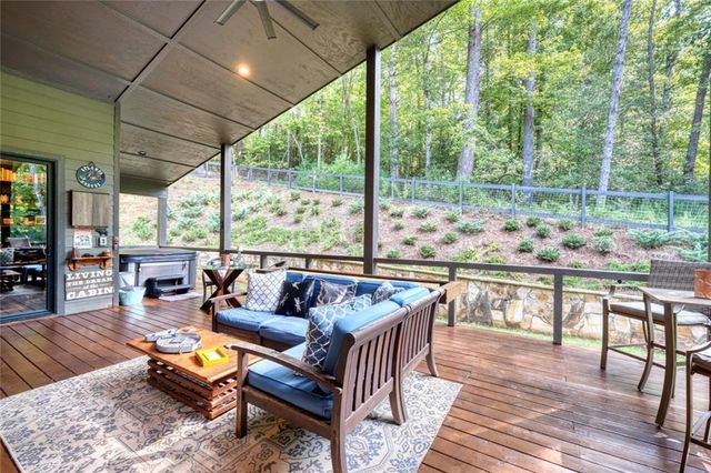 6824 Mountain Laurel Road, Hiawassee, GA 30546