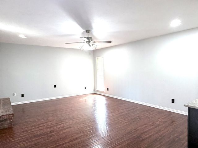 220 Park Meadow Way, Coppell, TX 75019