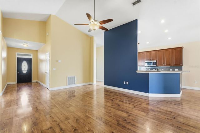 37438 PICKETTS MILL AVENUE, Zephyrhills, FL 33542