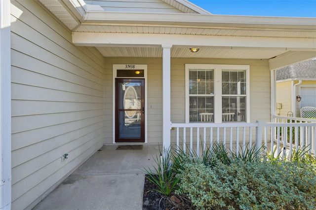 37438 PICKETTS MILL AVENUE, Zephyrhills, FL 33542