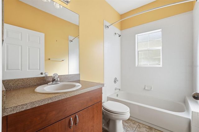 37438 PICKETTS MILL AVENUE, Zephyrhills, FL 33542