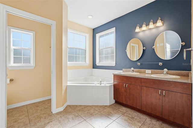 37438 PICKETTS MILL AVENUE, Zephyrhills, FL 33542