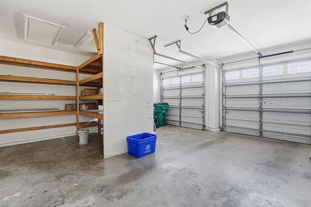 37438 PICKETTS MILL AVENUE, Zephyrhills, FL 33542