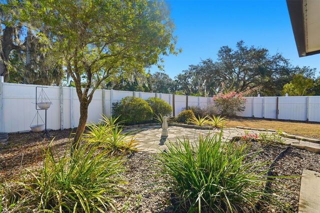 37438 PICKETTS MILL AVENUE, Zephyrhills, FL 33542