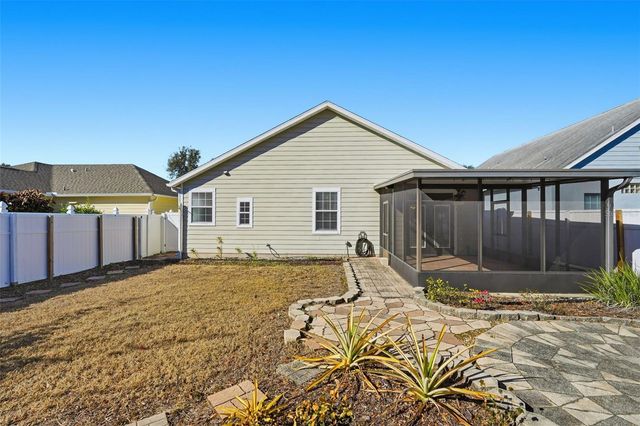 37438 PICKETTS MILL AVENUE, Zephyrhills, FL 33542