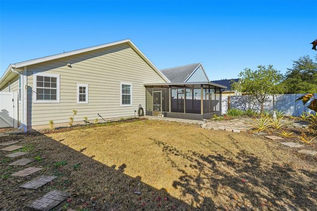 37438 PICKETTS MILL AVENUE, Zephyrhills, FL 33542