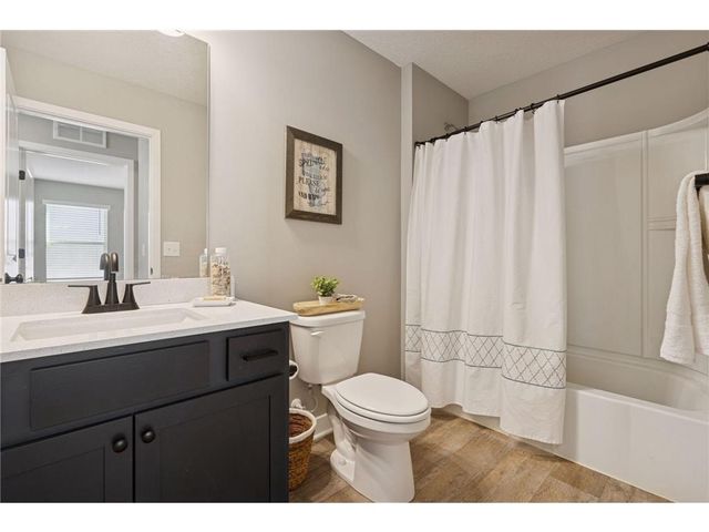 9290 62nd Street, Cottage Grove, MN 55016