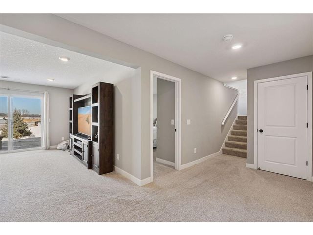 9290 62nd Street, Cottage Grove, MN 55016