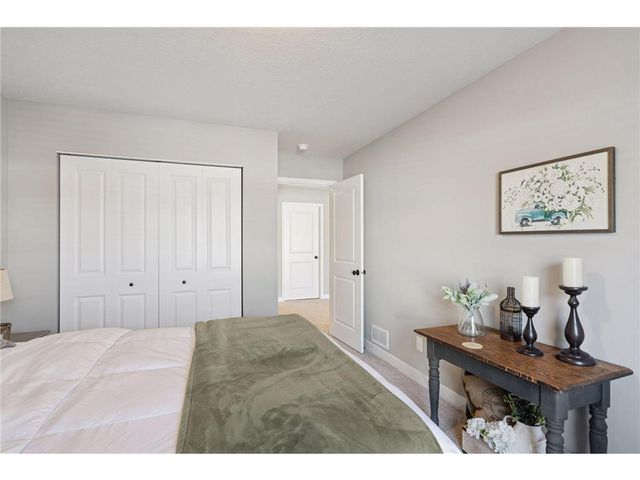 9290 62nd Street, Cottage Grove, MN 55016