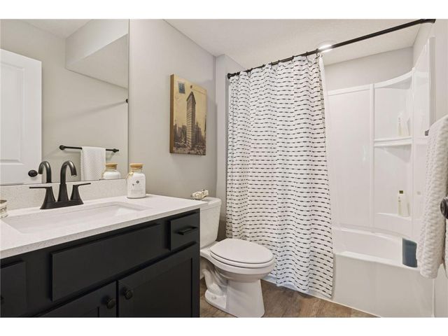 9290 62nd Street, Cottage Grove, MN 55016