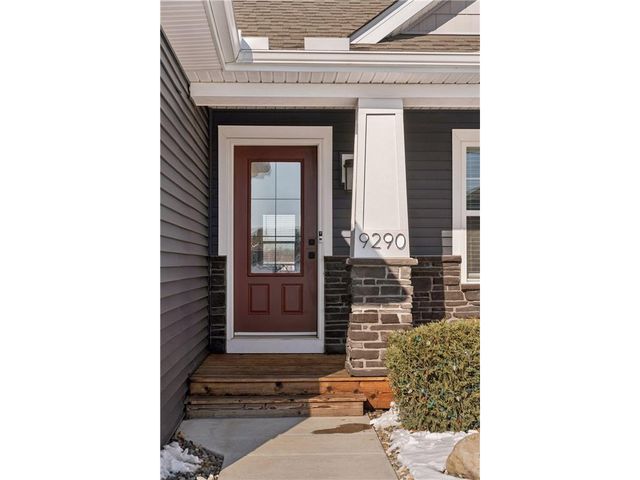 9290 62nd Street, Cottage Grove, MN 55016