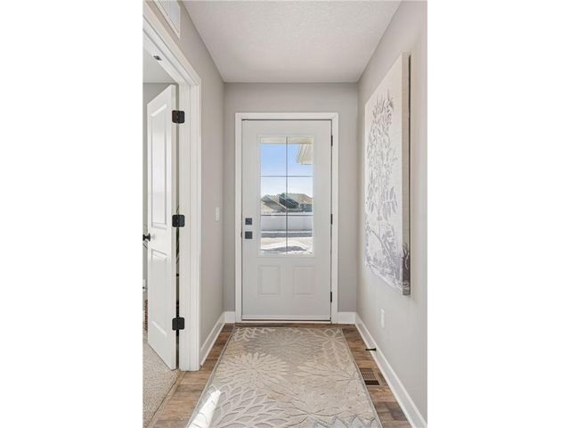 9290 62nd Street, Cottage Grove, MN 55016